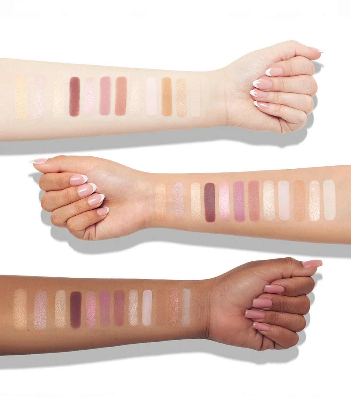 PALETA DE SOMBRAS BARBIE "HELLO WORLD"